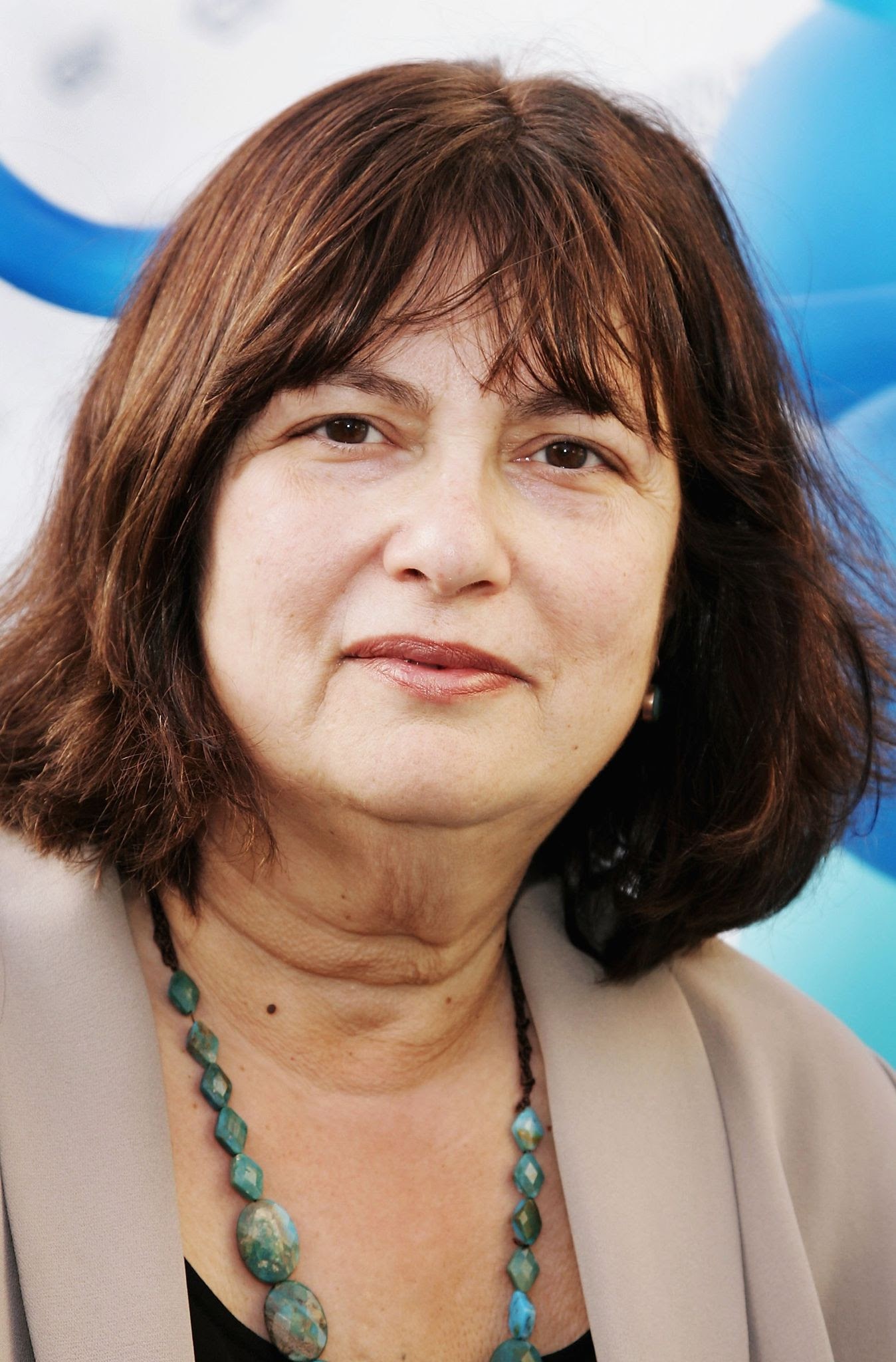 أليس هوفمان